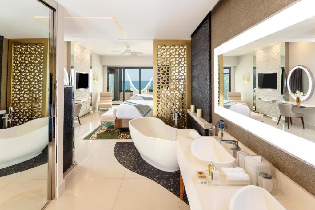 Garza Blanca & Cabos Resort Cancún